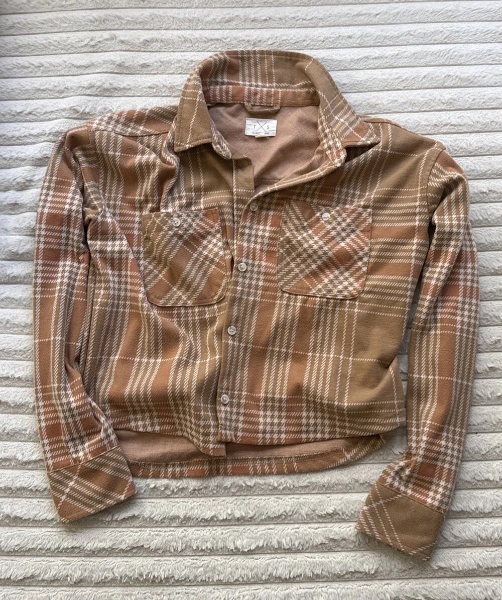 Long Sleeved Cropped Flannel (Brand: T/S) Size Medium